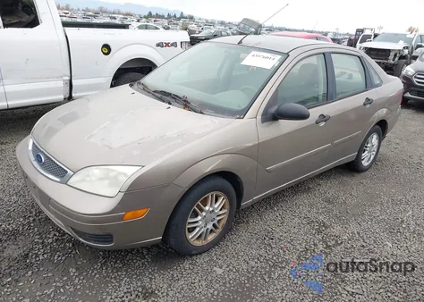 2005 Ford Focus Zx4 from USA, damaged, VIN 1FAFP34NX5W276922